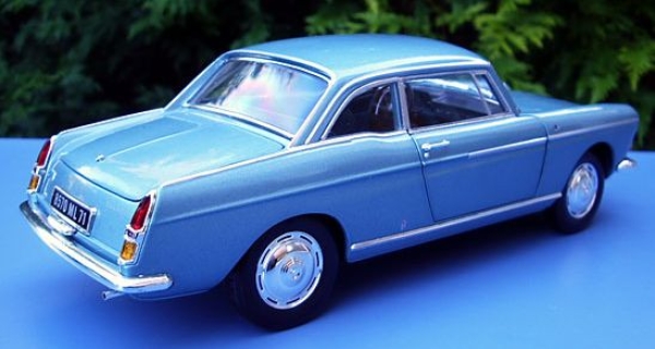 Norev Peugeot 404 Coupe 1973 Metallmodell (9496)